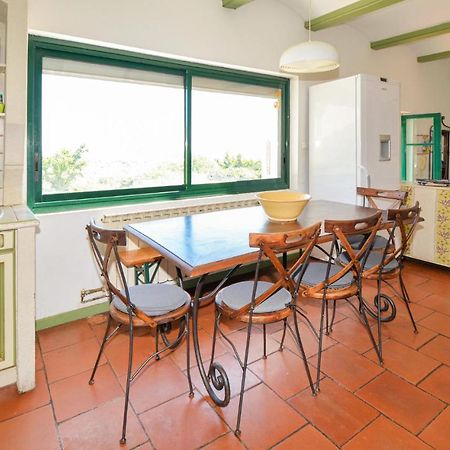 Cozy Home In Sete With Outdoor Swimming Pool Dış mekan fotoğraf