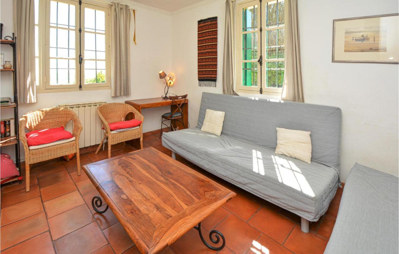 Cozy Home In Sete With Outdoor Swimming Pool Dış mekan fotoğraf